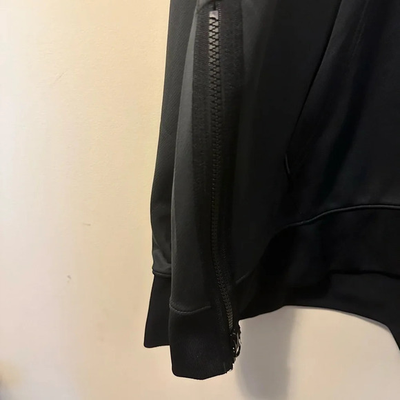 Nike Villanova Dri-Fit Full Zip Jacket - Picture 5 of 11